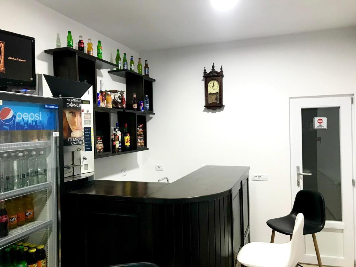 Pensiunea Geona Poiana Teiului Εξωτερικό φωτογραφία